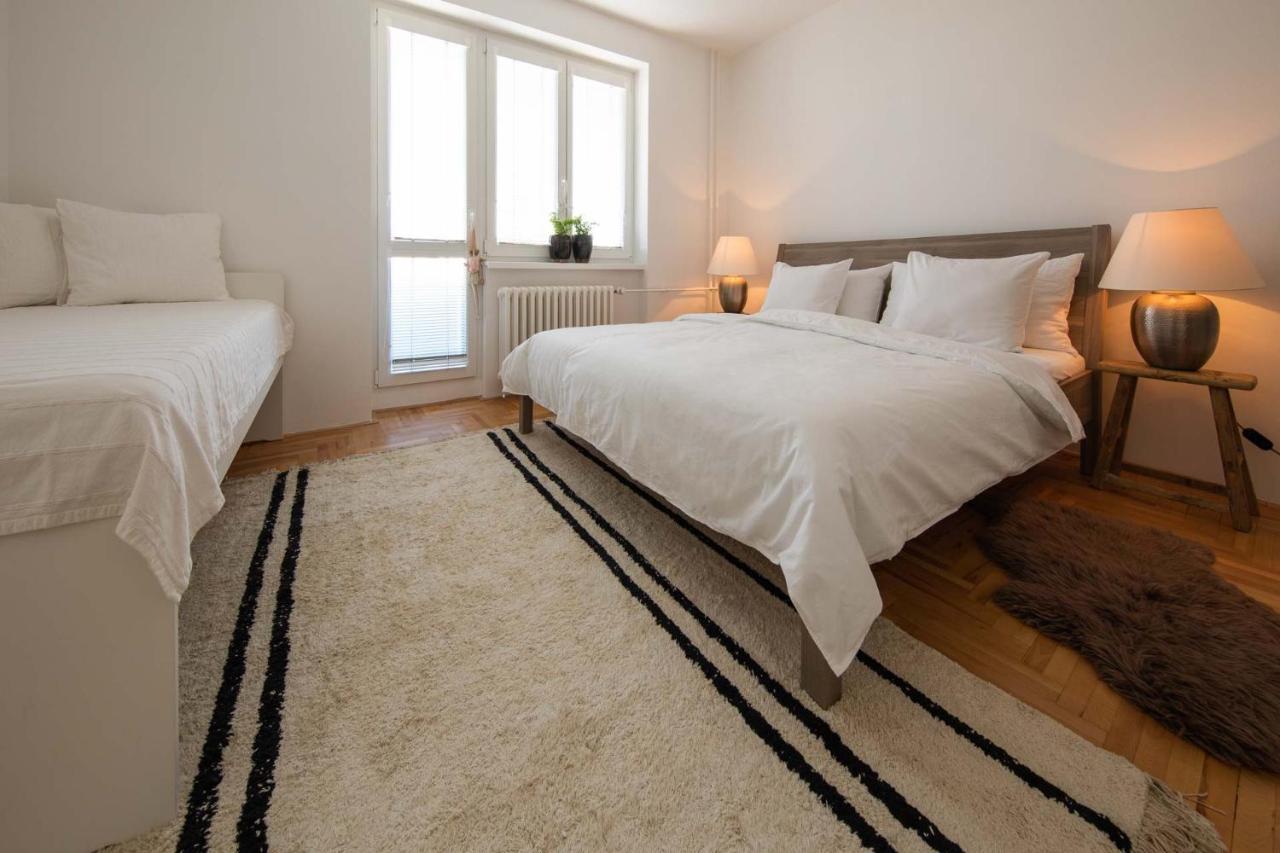 Na Noc V Bohdanci Apartment *