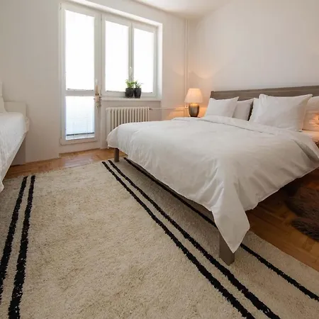 Apartman Na Noc V Bohdanci Lazne Bohdanec Exterior photo